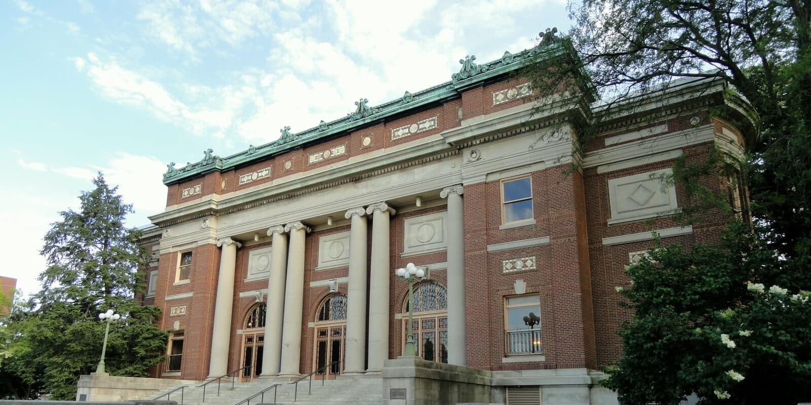 University of Illinois Urbana-Champaign campus